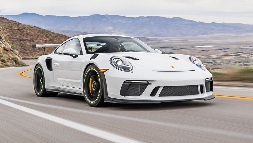 14 - پورشه 911 GT3 RS مدل 2019 – 2.8 ثانیه