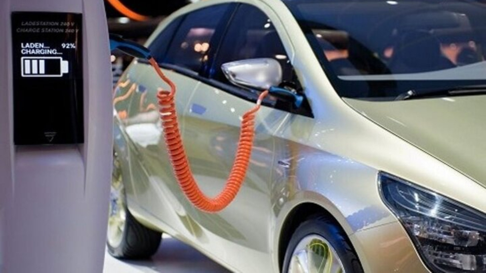 تعیین تعرفه خودروهای برقی و هیبریدی منبع سایت باما
