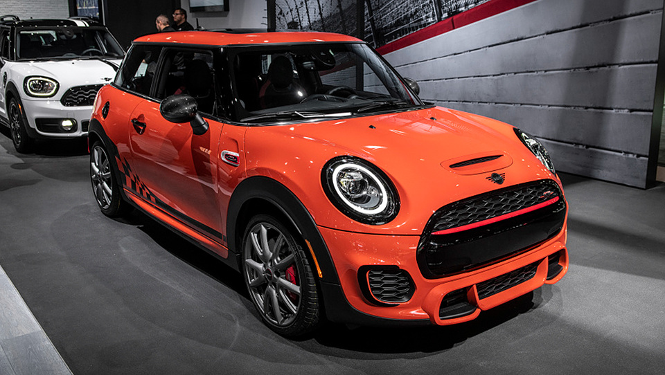 جان کوپر با لباس نارنجی: JCW International Orange Edition 