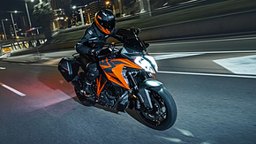 کی‌تی‌ام 1290 Super Duke GT معرفی شد