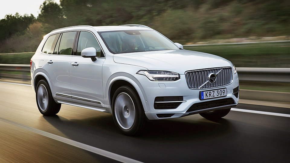 10 - ولوو XC90 T8