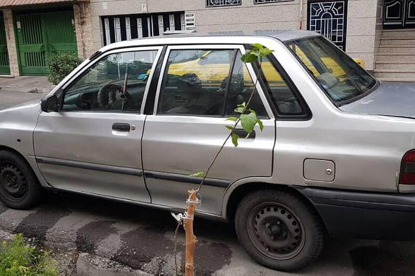 پراید، صندوق دار