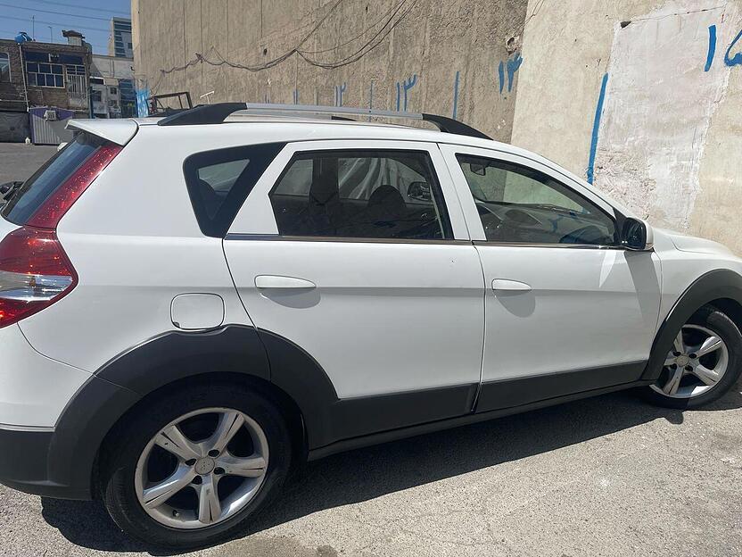 دانگ فنگ، H30 کراس
