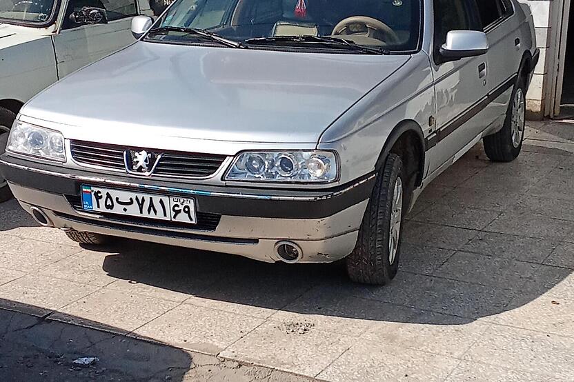 پژو، 405