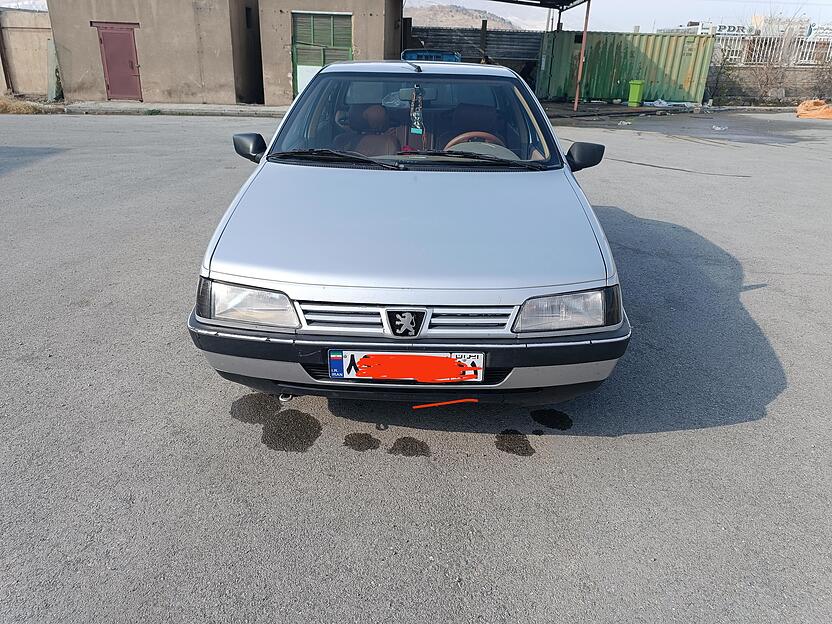 پژو، 405