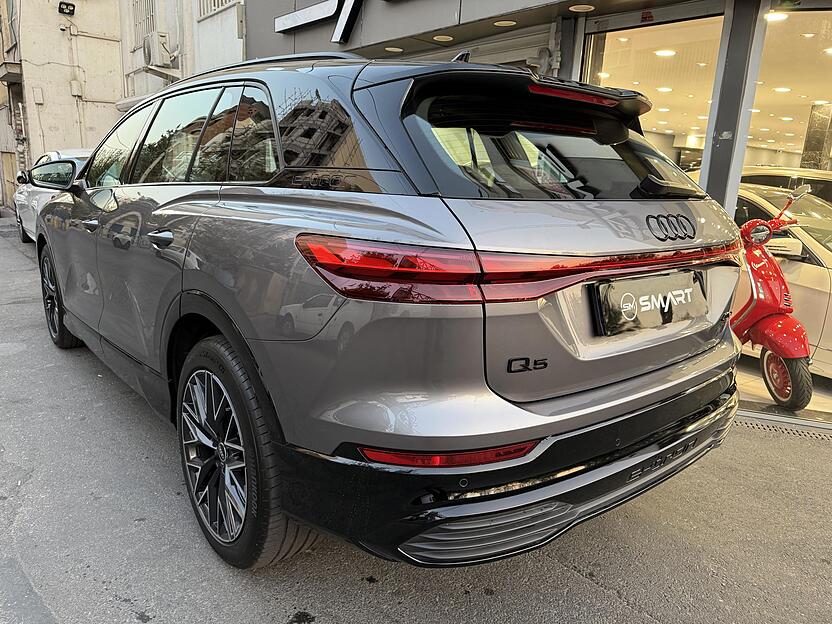 آئودی، Q5 e-tron
