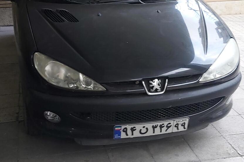 پژو، 206