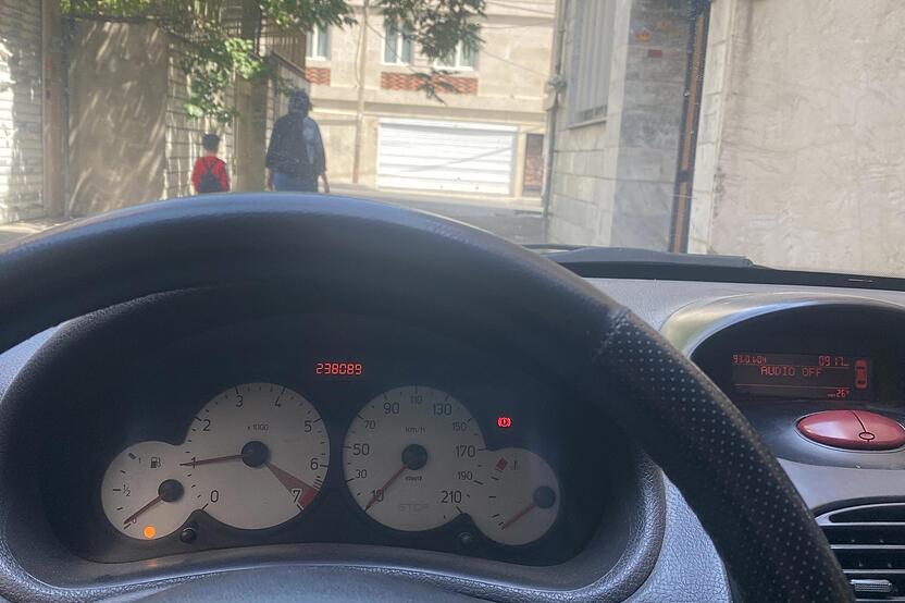 پژو، 206