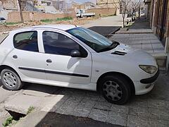 پژو، 206