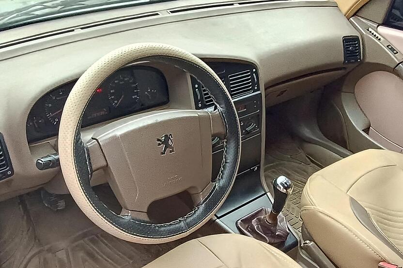 پژو، 405