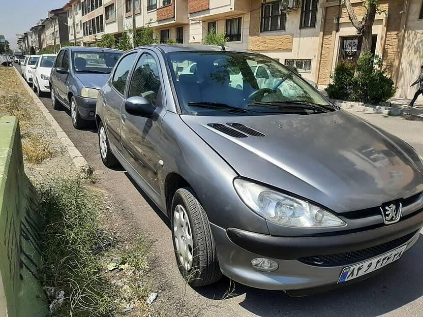 پژو، 206