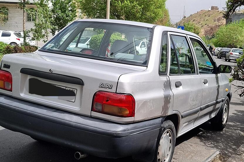 پراید، صندوق دار