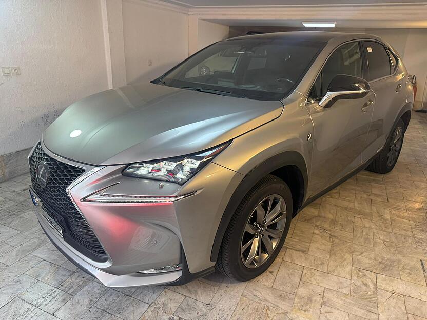 لکسوس، NX هیبرید