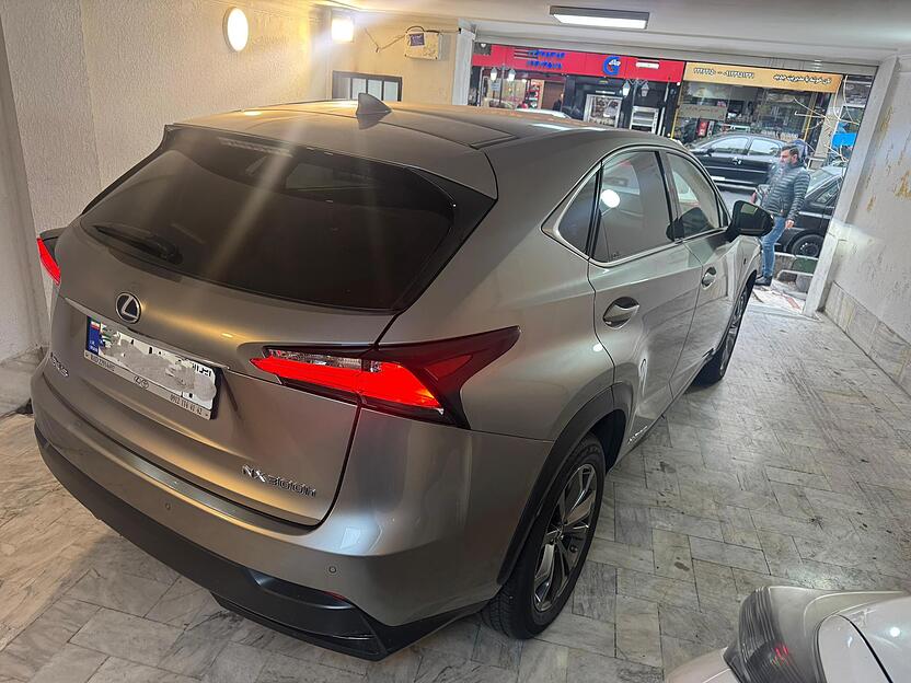 لکسوس، NX هیبرید