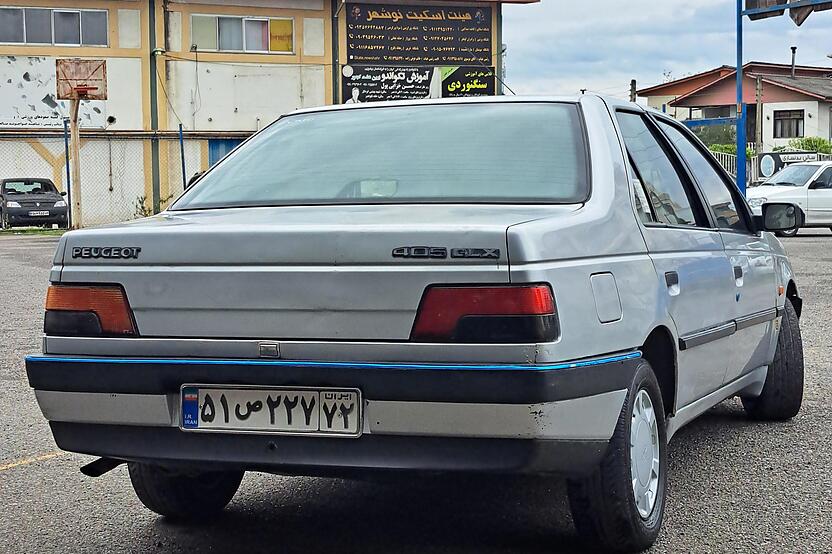 پژو، 405
