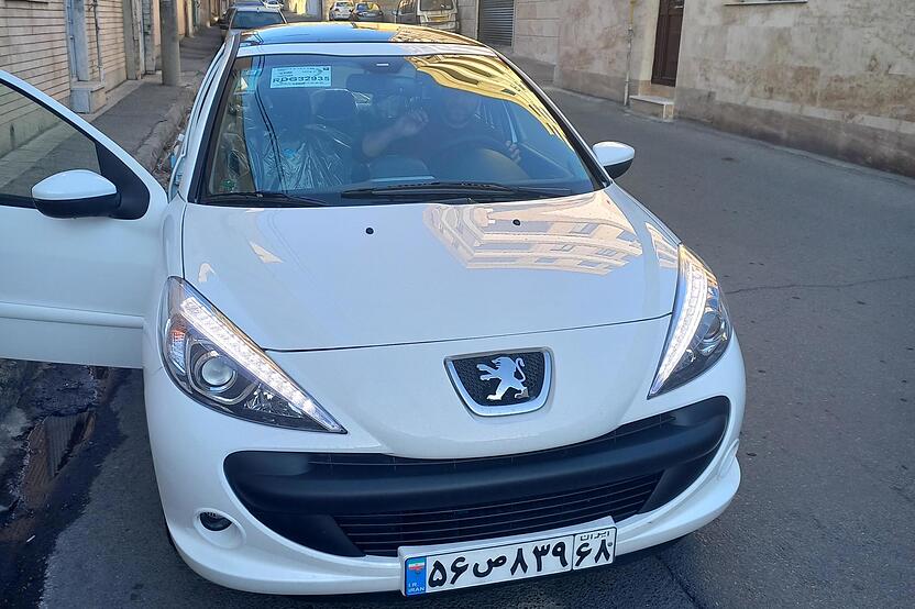 پژو، 207