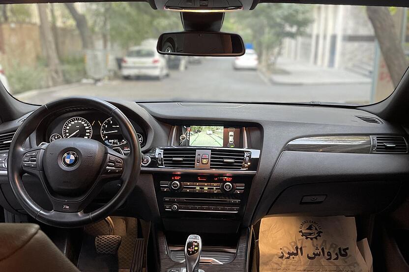 ب ام و، X4