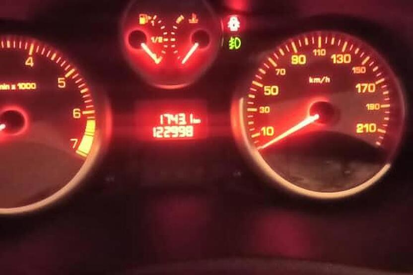 پژو، 207