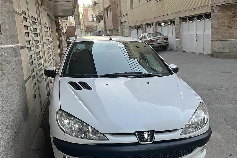 پژو، 206 SD