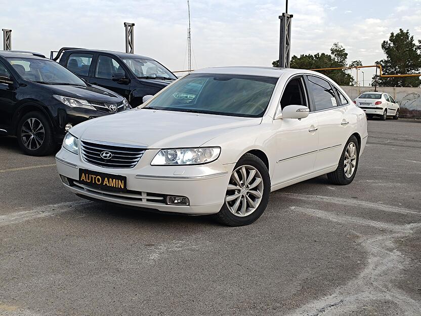 هیوندای، آزرا (گرنجور)
