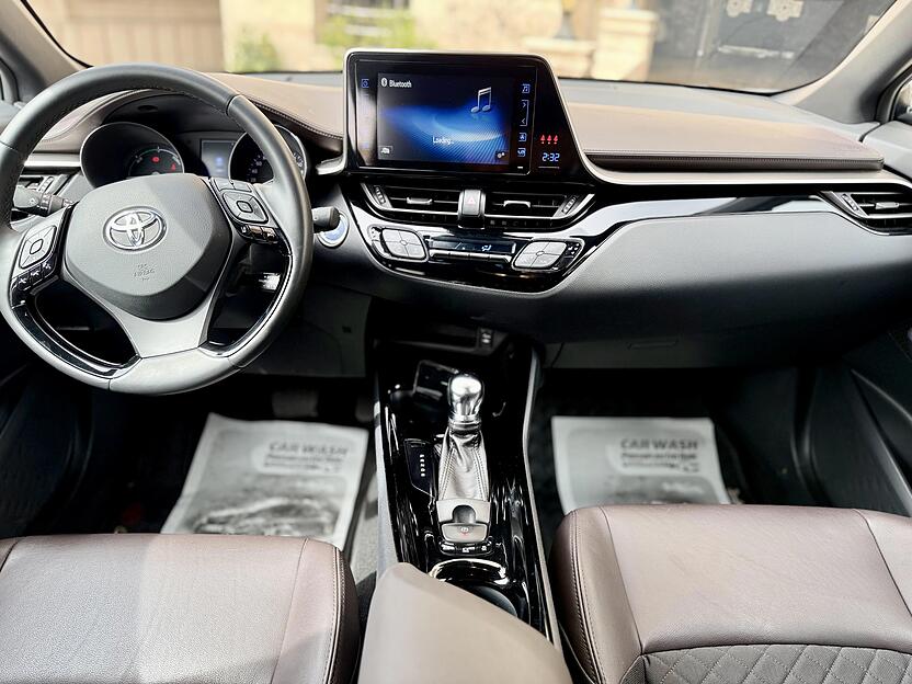 تویوتا، C-HR هیبرید