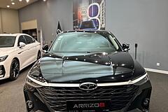 فونیکس، آریزو 8