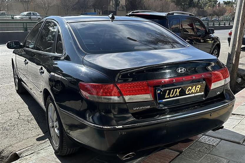 هیوندای، آزرا (گرنجور)
