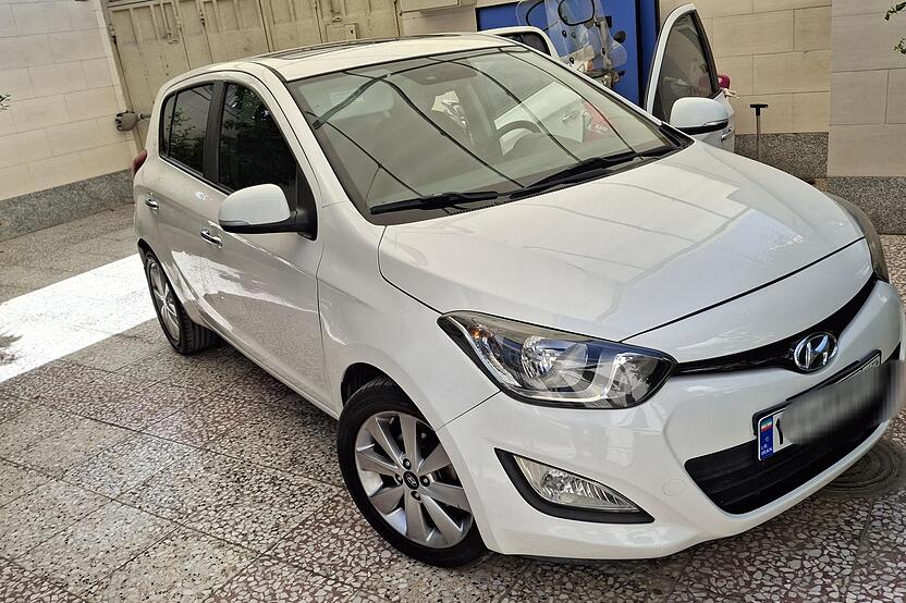 هیوندای، i20