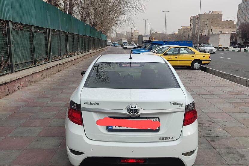 برلیانس، H330