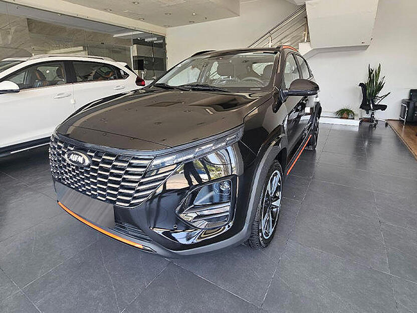 ام وی ام، X33 کراس