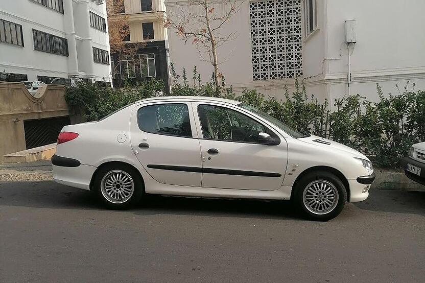 پژو، 206 SD