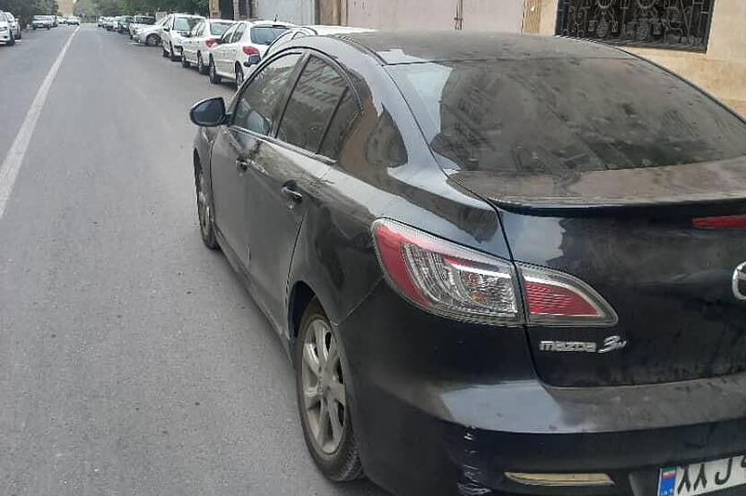 مزدا، 3 نیو صندوق دار