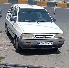 پراید، صندوق دار