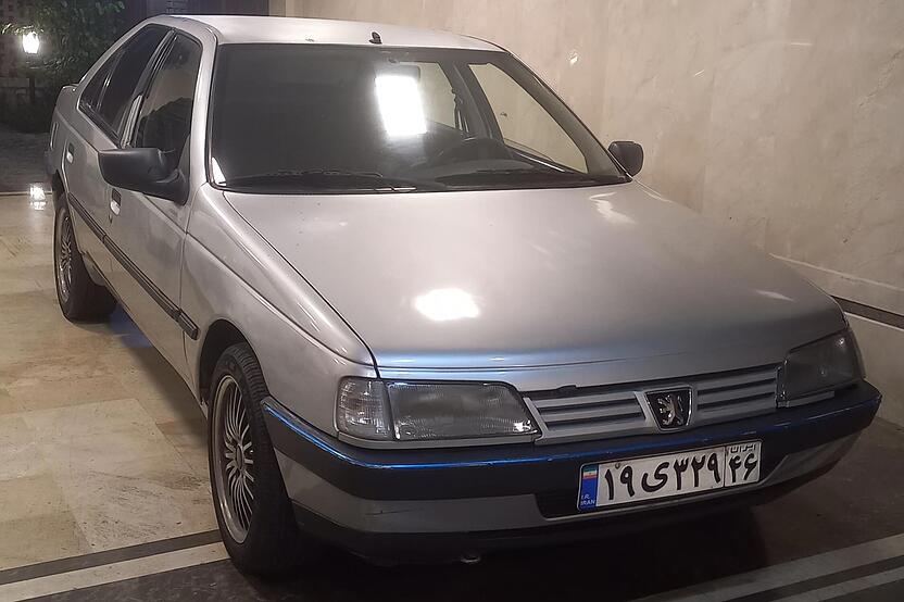 پژو، 405