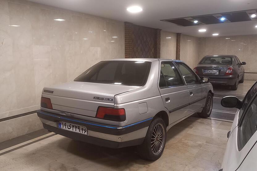 پژو، 405