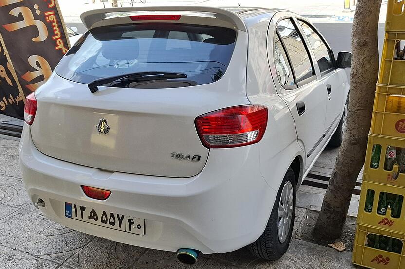 تیبا، هاچ بک