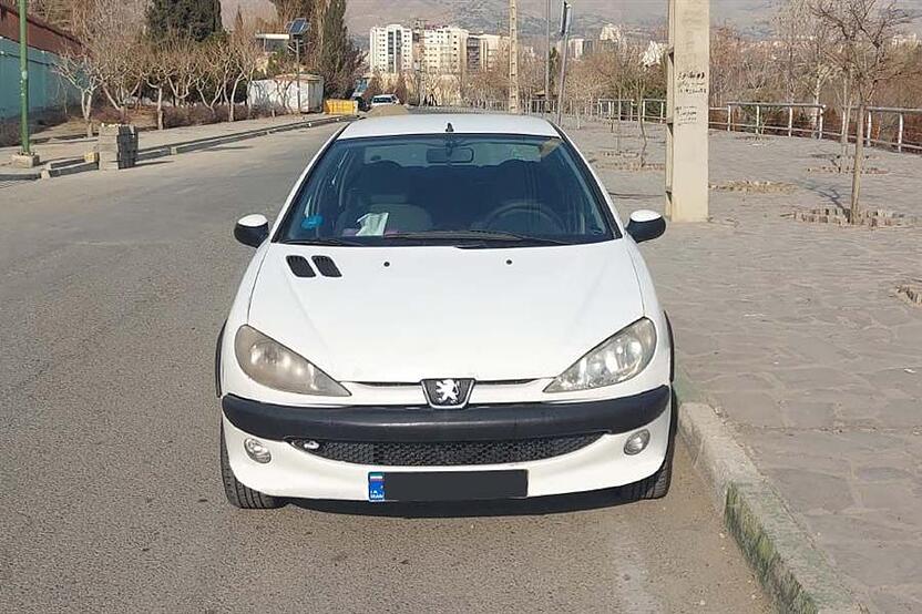 پژو، 206 SD