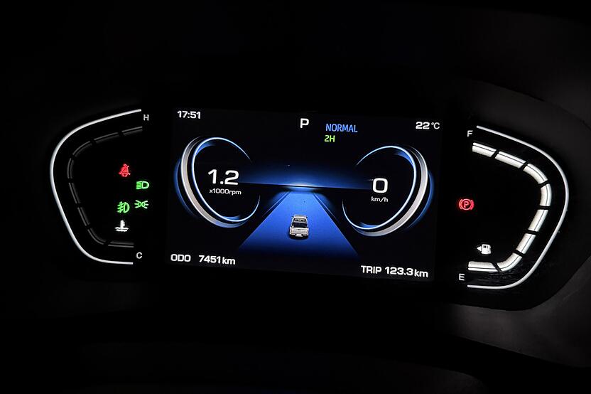 کی ام سی، T9