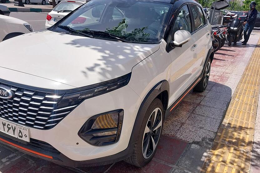 ام وی ام، X33 کراس