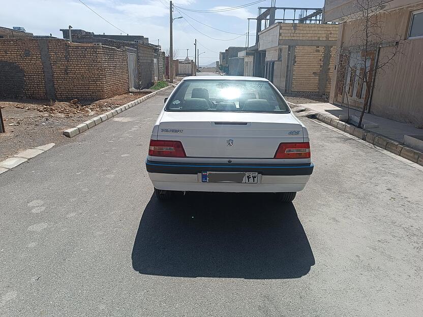 پژو، 405