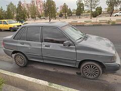 پراید، صندوق دار