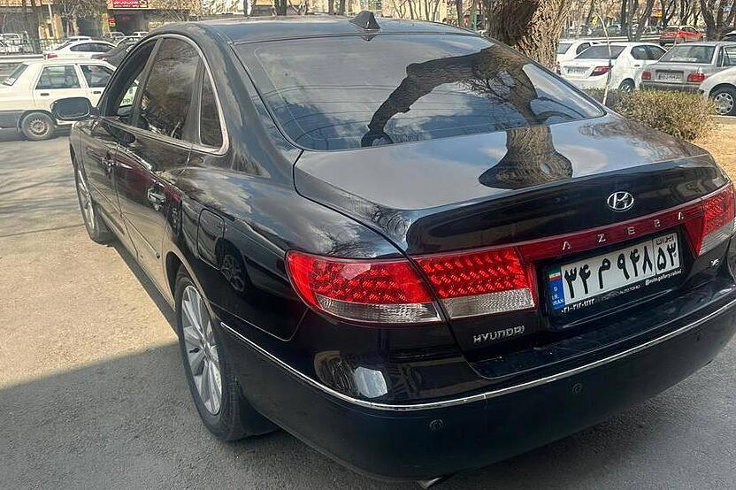 هیوندای، آزرا (گرنجور)