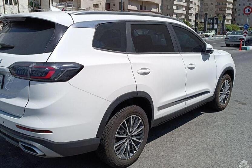 فونیکس، تیگو 8 پرو هیبرید