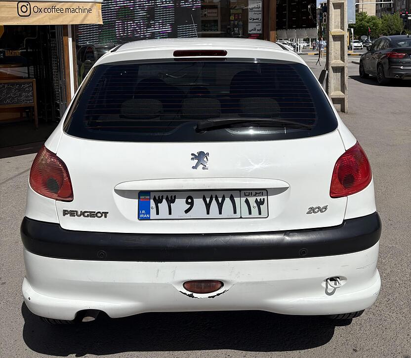 پژو، 206