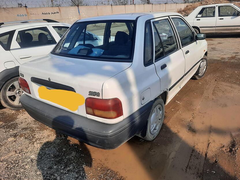 پراید، صندوق دار