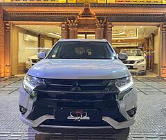 میتسوبیشی، اوتلندر PHEV