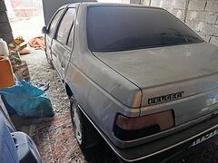 پژو، 405