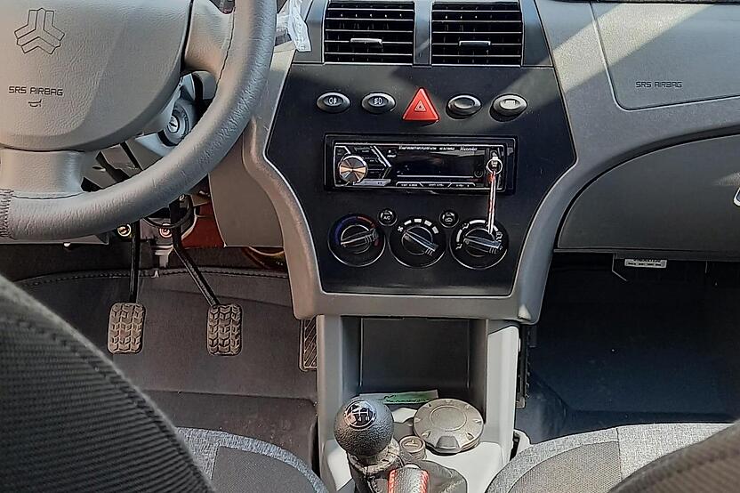 تیبا، صندوق دار