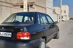 پراید، صندوق دار