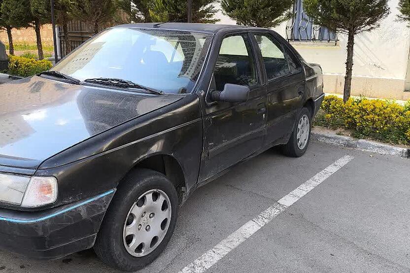 پژو، 405